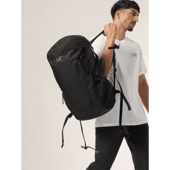 Batoh Arcteryx Mantis 30 Black Sapphire