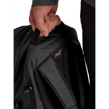 Batoh Arcteryx Mantis 26 Backpack Black